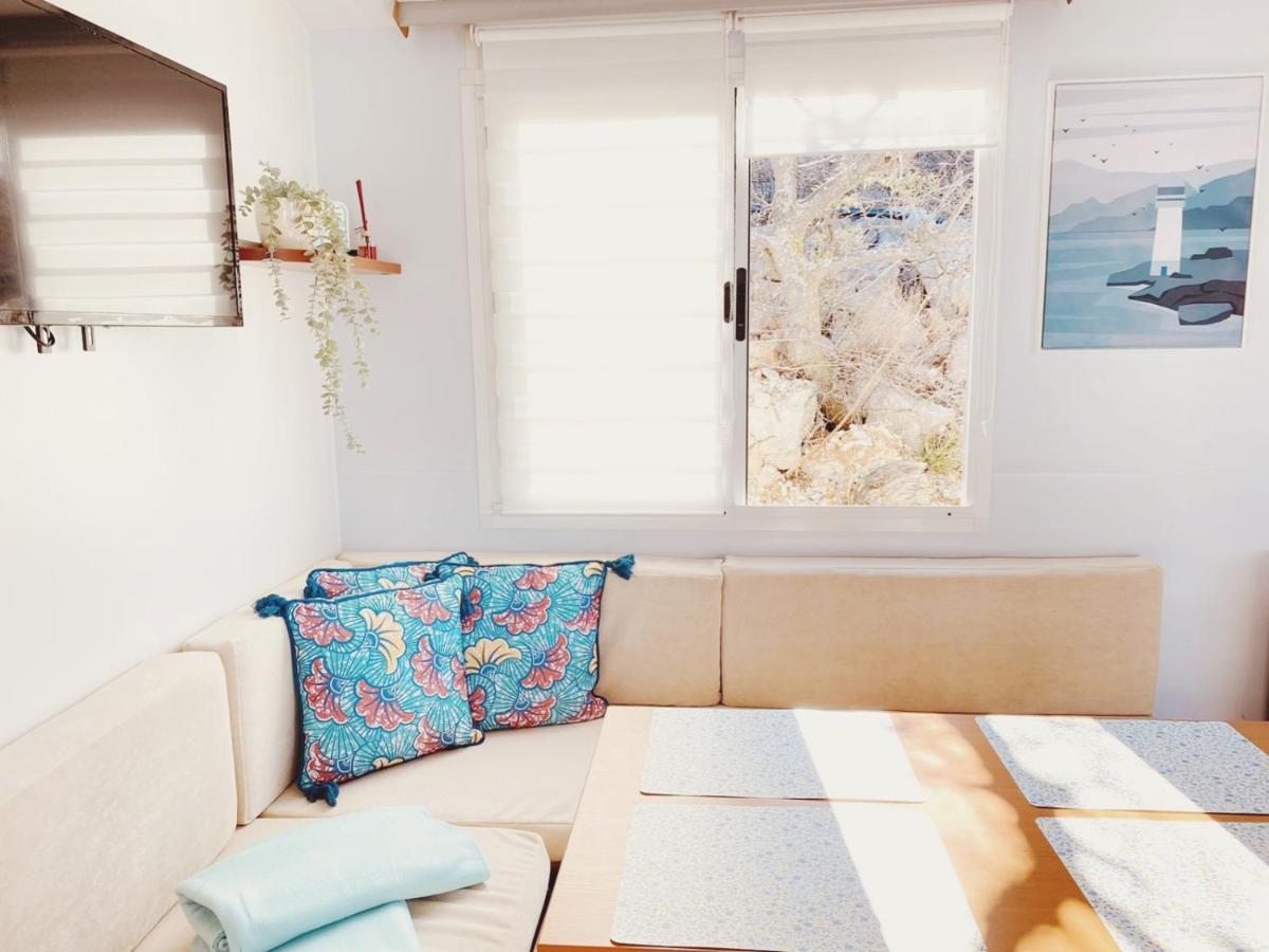 Mobile Home Fantasea โนวีวีโนดอลสกี ภายนอก รูปภาพ