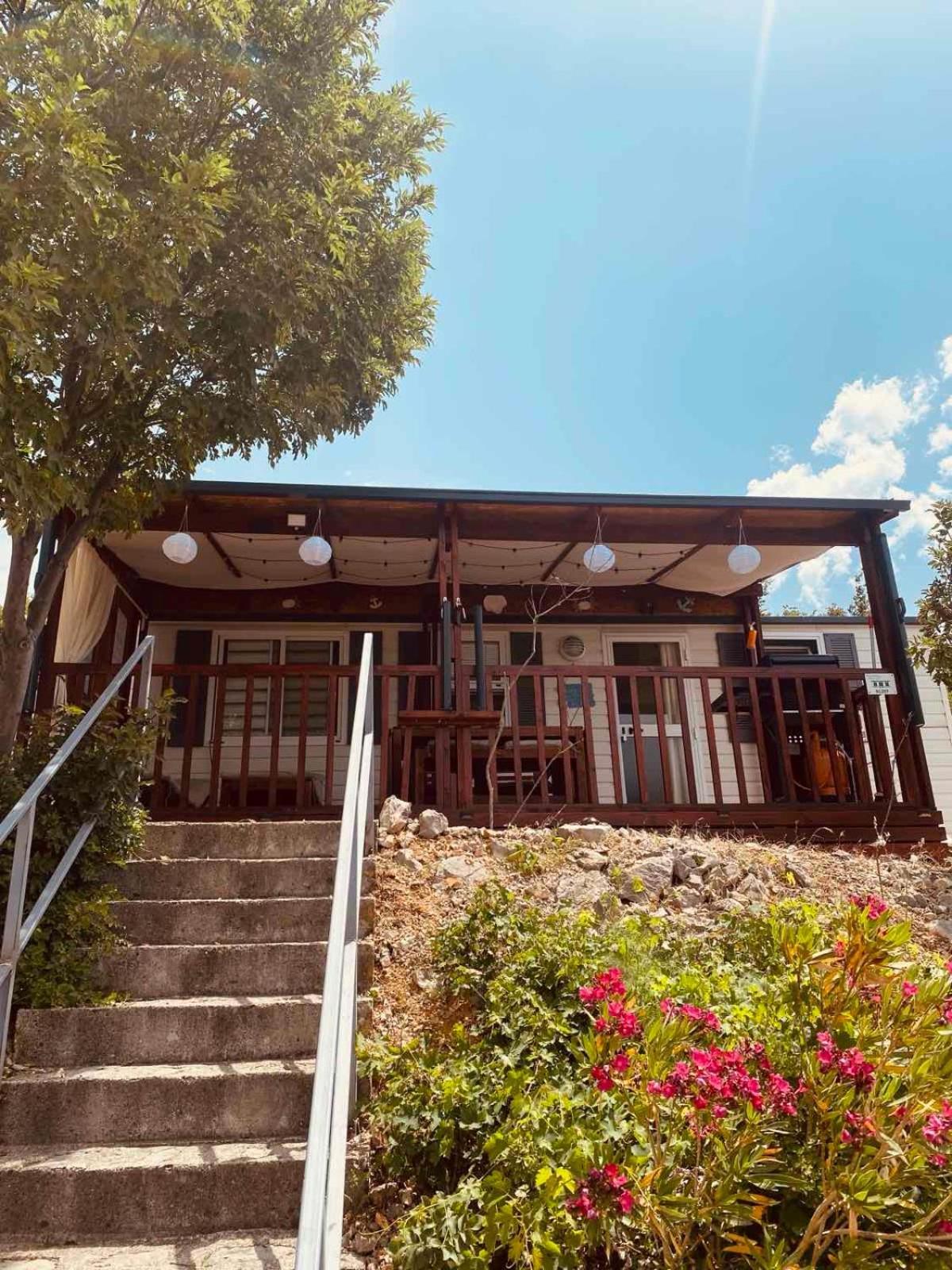 Mobile Home Fantasea โนวีวีโนดอลสกี ภายนอก รูปภาพ